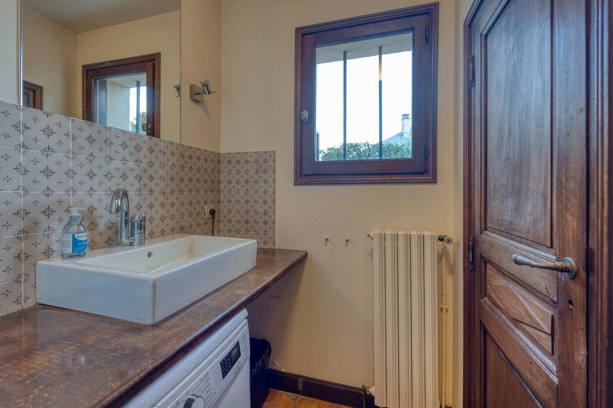 #Hp La Maison Des Lilas Large Family House Sleeps 12 Garden Seyssinet Extérieur photo